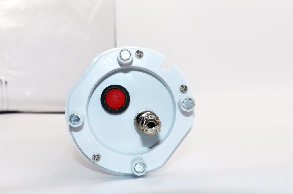 圖為管式土壤墑情監(jiān)測儀傳感器